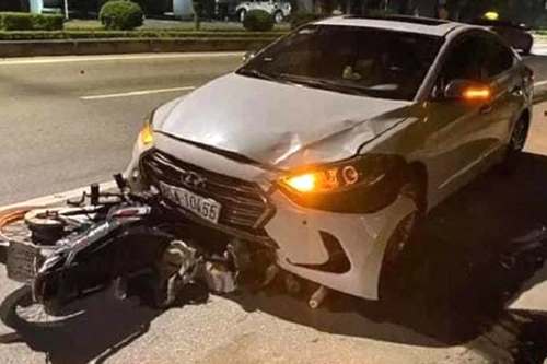 [Tin nhanh sáng 24-11-2020] Đội trưởng thanh tra lái ô tô ngược chiều, tông chết nữ lao công