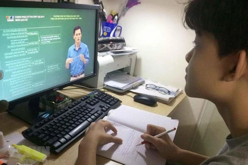 [Tin nhanh tối 6-5-2021] Địa phương đầu tiên cho phép thi trực tuyến với học sinh cấp 1, 2