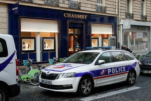 Cướp trang sức táo tợn giữa ban ngày ở Thủ đô Paris