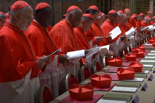 Kết quả bỏ phiếu trong ngày đầu Mật nghị Hồng y bầu tân Giáo hoàng