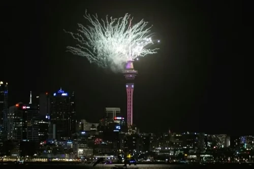 Xem màn trình diễn pháo hoa đón Năm mới tại New Zealand 