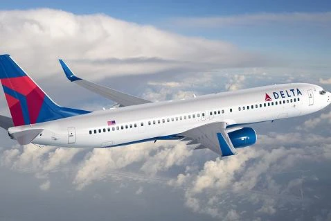 Hành khách Mỹ tấn công tiếp viên, đe dọa “hạ máy bay”