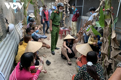 [Tin nhanh sáng 17-3-2021] Triệt phá sới bạc đa số là phụ nữ, bắt giữ 17 đối tượng