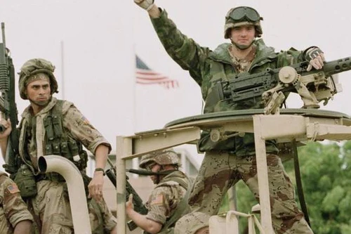 Mỹ điều hàng trăm binh sĩ trở lại Somalia