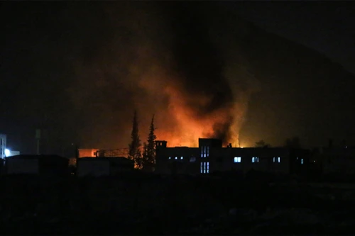 Nổ kho vũ khí gần Thủ đô Damascus của Syria