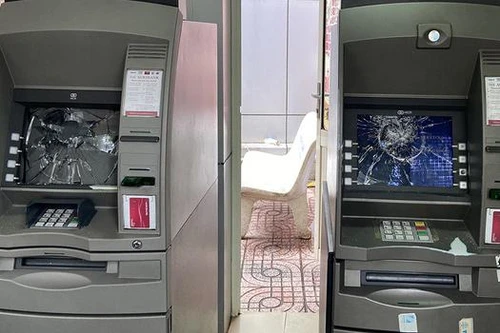 [Tin nhanh tối 22-7-2021] Trụ ATM không nhận thẻ, thanh niên cầm đá đập vỡ màn hình
