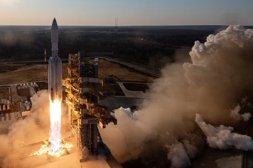 Xem Nga phóng thử thành công tên lửa đẩy hạng nặng Angara-A5