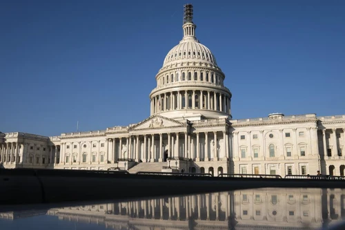 Hạ viện Mỹ thông qua dự luật chi tiêu ngăn chính phủ đóng cửa