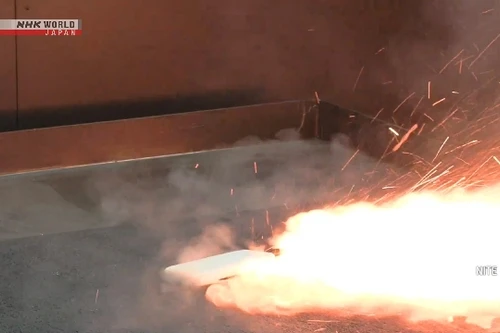 Cháy sạc dự phòng trên tàu siêu tốc Shinkansen