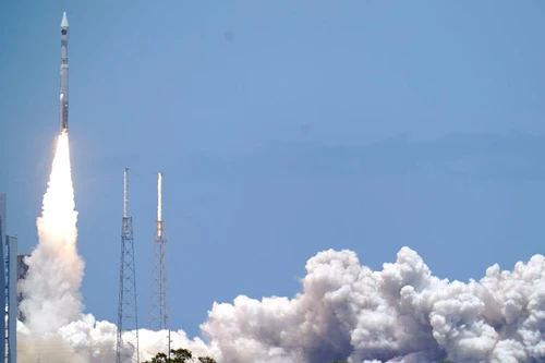 Mỹ phóng vệ tinh trị giá tỷ USD lên quỹ đạo