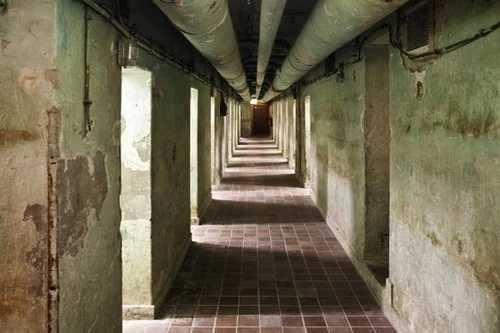 Đức lập danh sách hầm trú ẩn giữa lúc căng thẳng gia tăng với Nga 