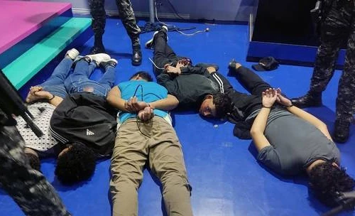 Ecuador trấn áp băng đảng tội phạm xông vào đài truyền hình