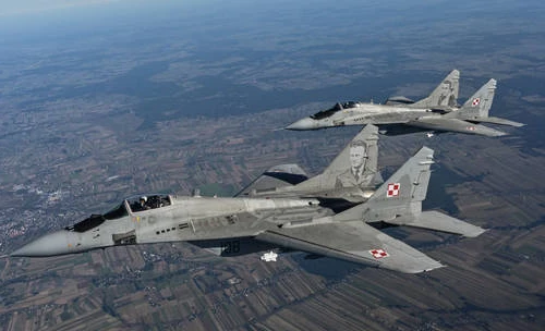 Ba Lan nêu lý do từ chối cung cấp máy bay chiến đấu cũ cho Ukraine