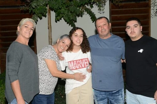 Israel xuyên đêm giải cứu thành công nữ binh sĩ bị Hamas bắt cóc