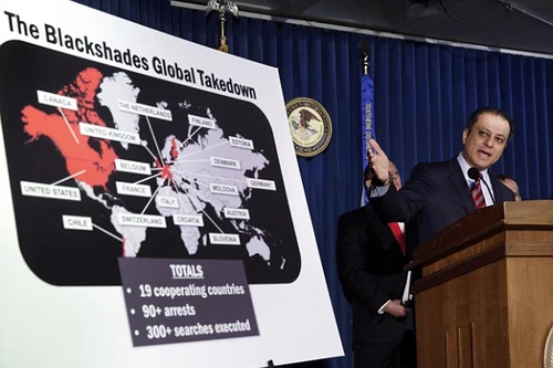 Bắt giữ 97 đối tượng trong đường dây tin tặc toàn cầu