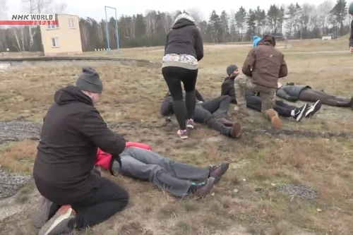 Ba Lan triển khai chương trình quân sự hướng dẫn người dân ứng phó khủng hoảng