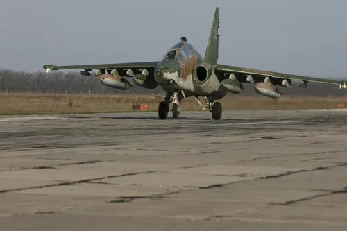 Ukraine tuyên bố bắn hạ máy bay Su-25 của Nga