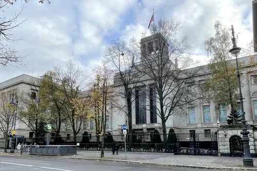 Vì sao Đức yêu cầu Nga đóng cửa hầu hết lãnh sự quán?