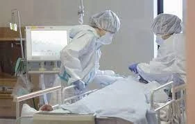 Điều trị Covid-19 bằng hỗn hợp kháng thể ông Trump từng sử dụng