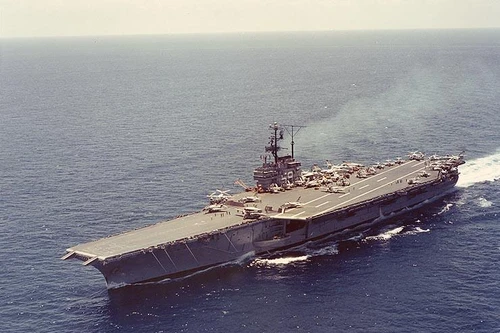 Mỹ bán siêu tàu sân bay từng tham chiến ở Việt Nam, với giá 1 xu