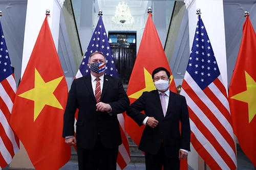 Phó Thủ tướng, Bộ trưởng Ngoại giao Phạm Bình Minh hội đàm với Ngoại trưởng Hoa Kỳ Michael Pompeo
