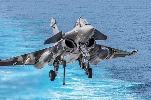 Động thái quân sự của Ấn Độ và Pakistan sau vụ xả súng tại Kashmir