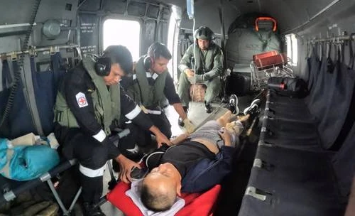 Xem Hải quân Ấn Độ giải cứu thành công thủy thủ Trung Quốc bị thương nặng