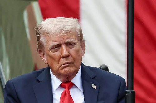 Tổng thống Mỹ Donald Trump nêu điều kiện áp lệnh trừng phạt mạnh tay với Nga