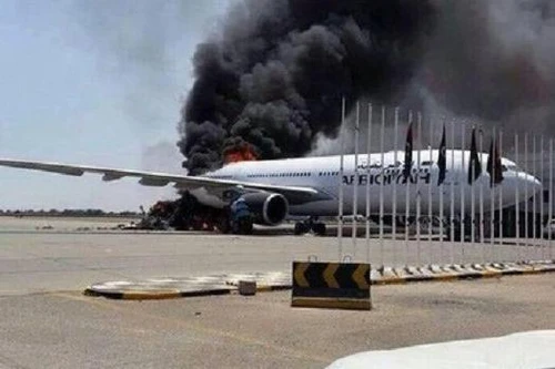 Saudi Arabia không kích dữ dội phiến quân Houthi ở Yemen