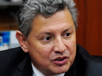 Chủ tịch Ngân hàng trung ương Ecuador từ chức vì bằng giả