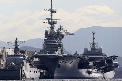 Hải quân Brazil đánh chìm ‘tàu sân bay ma’ nặng 32.000 tấn