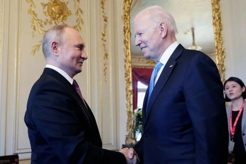 Hé lộ món quà đặc biệt Tổng thống Joe Biden tặng ông Putin