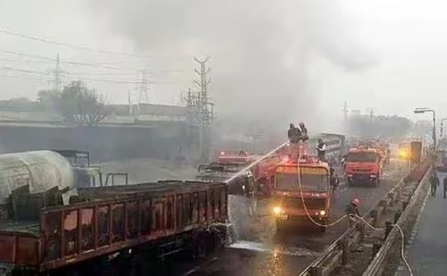 Xe bồn chở khí hóa lỏng phát nổ, 14 người tử vong thương tâm ở Ấn Độ