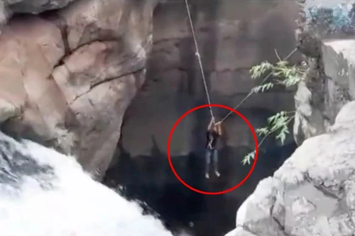 Mải chụp ảnh 'selfie', du khách trượt chân ngã xuống thác nước