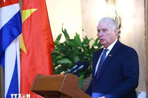 Bí thư Thứ nhất, Chủ tịch Cuba và Phu nhân thăm Việt Nam, dự kỷ niệm Quốc khánh