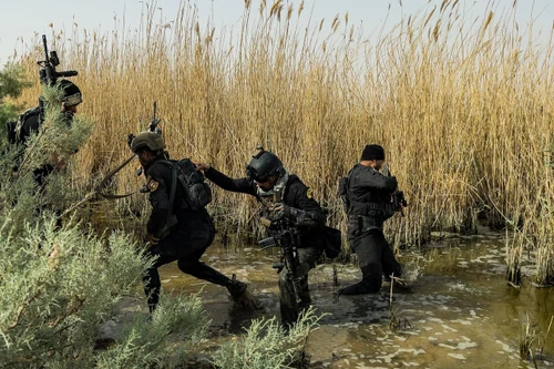 [ẢNH] Iraq tung lực lượng đặc nhiệm ráo riết truy lùng phiến quân IS