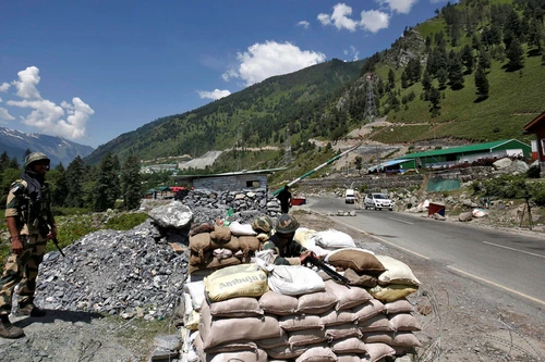 Trung Quốc nói gì về thông tin lính Ấn Độ thiệt mạng trong cuộc đụng độ tại biên giới?