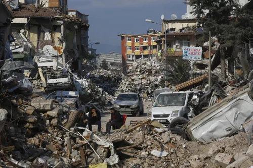 Thổ Nhĩ Kỳ điều tra loạt nhà thầu xây dựng sau động đất kinh hoàng