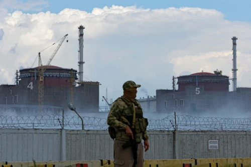 Nhà máy điện hạt nhân Zaporizhzhia bị tấn công