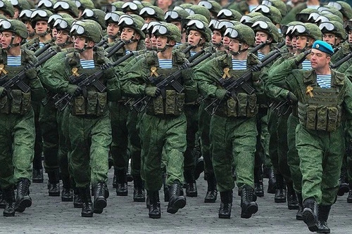 Tổng thống Putin ký sắc lệnh tăng quy mô quân đội Nga 