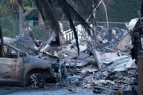 Daily Mail: Cháy rừng thiêu rụi ngôi nhà của con trai Tổng thống Mỹ ở Los Angeles