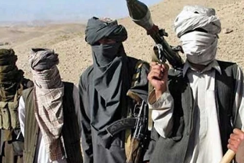 Một số căn cứ quân sự ở Iran bị các tay súng tấn công