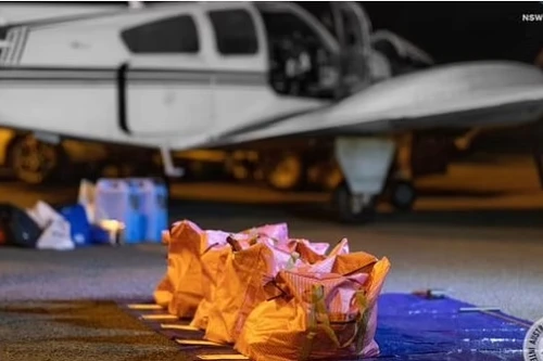 Australia bắt giữ 5 nghi phạm vận chuyển ma túy bằng máy bay