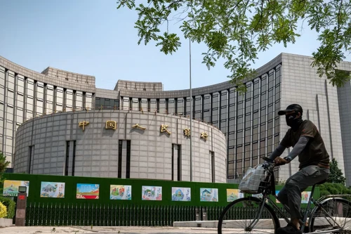 Ngân hàng trung ương Trung Quốc giảm 2 loại lãi suất chủ chốt