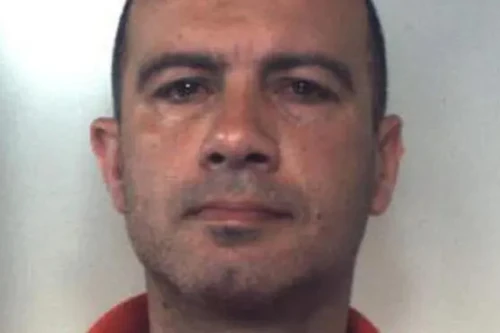 Italia bắt giữ trùm mafia khét tiếng sau gần 5 năm lẩn trốn