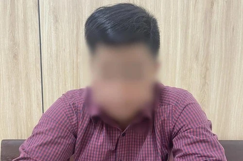 [Tin nhanh sáng 15-7-2022] Công an triệu tập chủ cửa hàng sàm sỡ nhiều nữ sinh viên