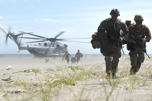 Mỹ chi hàng chục triệu USD cải tạo căn cứ không quân Philippines