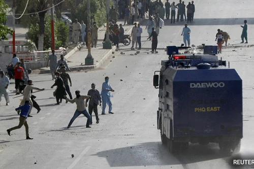 Biểu tình nổ ra khắp Pakistan phản đối bắt giữ cựu Thủ tướng Imran Khan