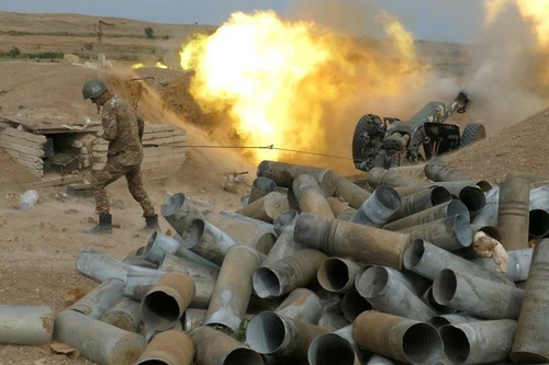 Armenia và Azerbaijan đồng ý ngừng bắn ở khu vực tranh chấp Nagorno-Karabakh