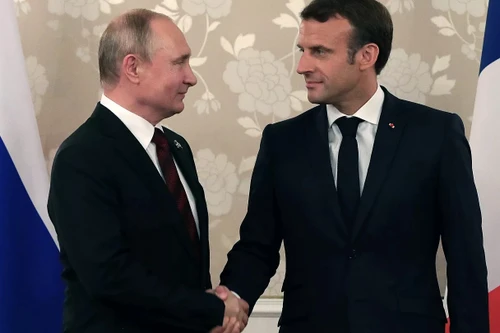 Tổng thống Nga - Pháp lần đầu điện đàm sau gần 3 năm